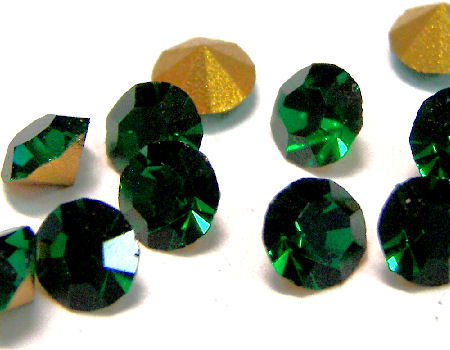 10 x Chaton Preciosa® MAXIMA - PP15 - 2,10mm - Emerald - - Crystaldreams Abalorios