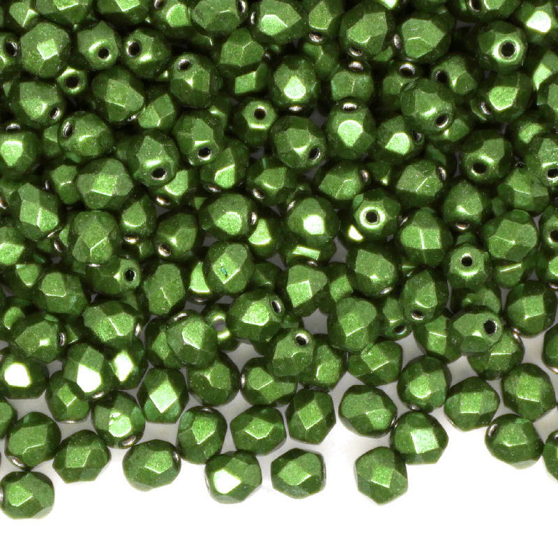 10x Facetadas 4mm SATURATED METALLIC GREENERY - - Crystaldreams Abalorios