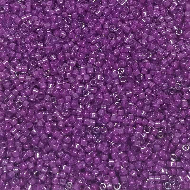 11/0 MIYUKI delica - Crystal Luster Fuchsia Lined - 1gr. - DB281 - - Crystaldreams Abalorios