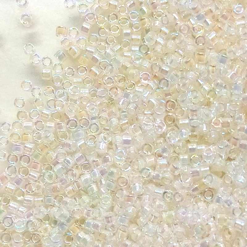 11/0 MIYUKI delica - Crystal Peach AB Lined - DB052 - 1gr. - - Crystaldreams Abalorios