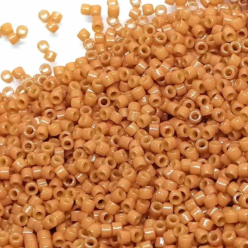 11/0 MIYUKI delica - Duracoat Opaque Cedar - 1gr. - - Crystaldreams Abalorios