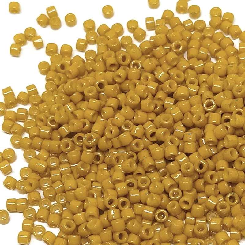 11/0 MIYUKI delica - Duracoat Opaque Hawthorne 1gr. DB2106 - - Crystaldreams Abalorios