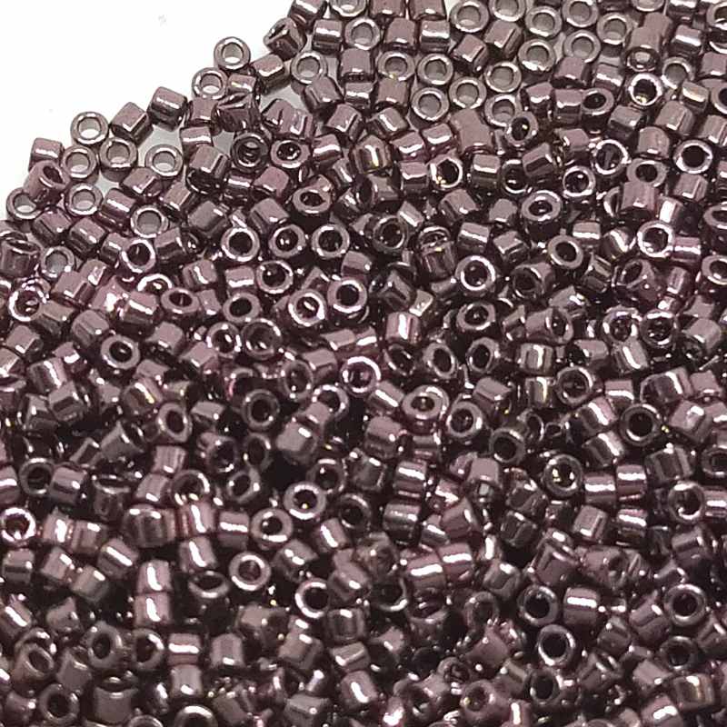 11/0 MIYUKI delica - Galvanized Smoky Amethyst - 1gr. - DB454 - - Crystaldreams Abalorios