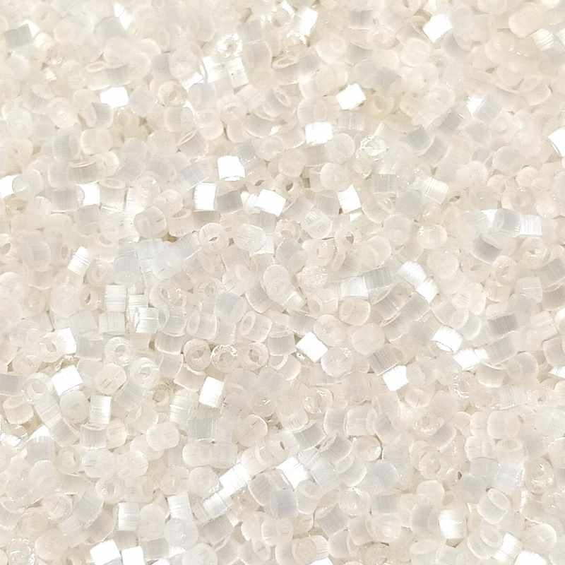 11/0 MIYUKI delica - Light Satin Silk Creme - 1gr. - DB673 - - Crystaldreams Abalorios
