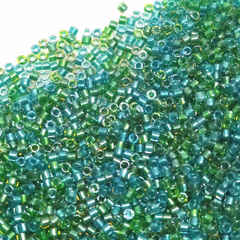 11/0 MIYUKI delica - Lined Aqua/Teal - DB984- 1 gr. - - Crystaldreams Abalorios