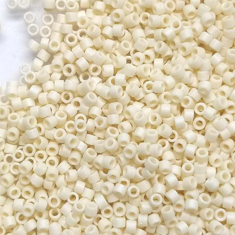 11/0 MIYUKI delica - Matte Opaque Cream - 1gr. DB883 - - Crystaldreams Abalorios