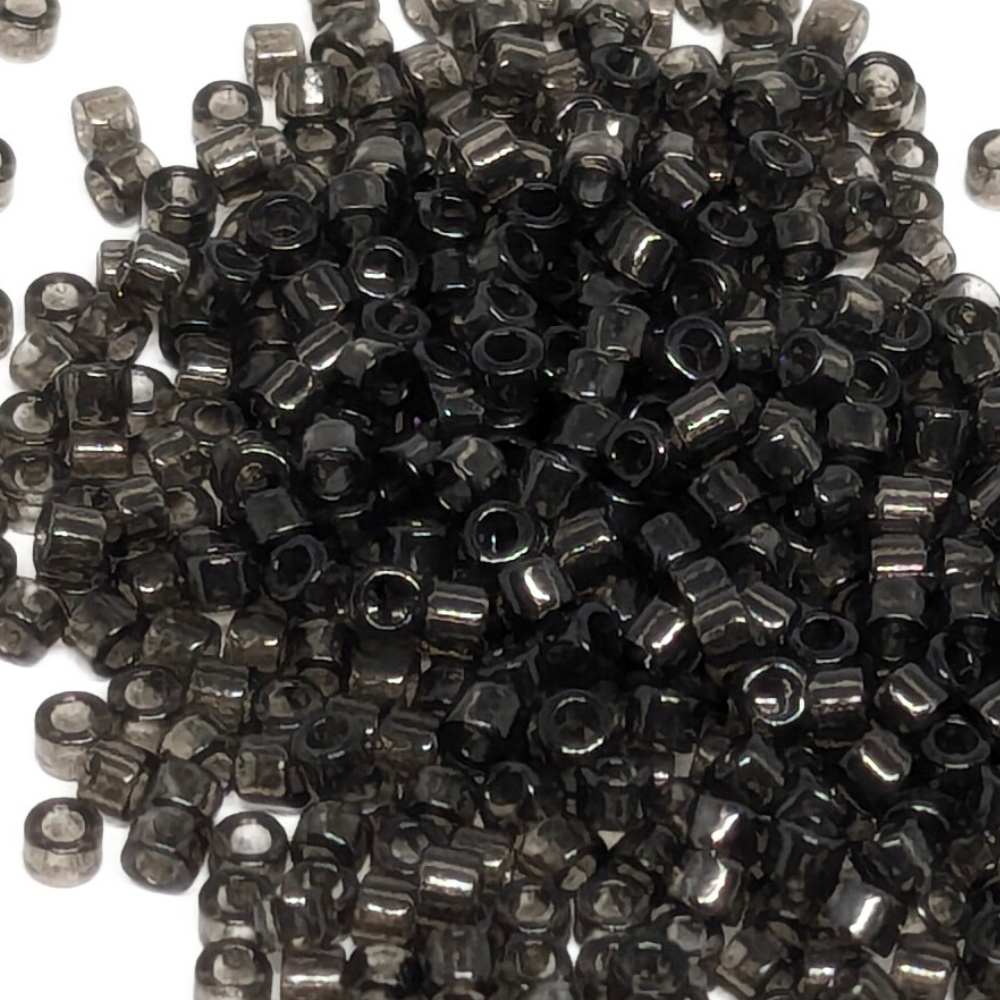 11/0 MIYUKI delica - Transparent Dyed Charcoal - 1gr. DB1319 - - Crystaldreams Abalorios