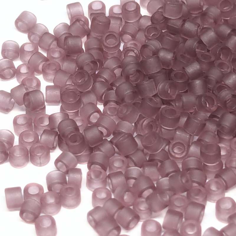 11/0 MIYUKI delica - Transparent Mate Amethyst 1 gr. DB765 - - Crystaldreams Abalorios