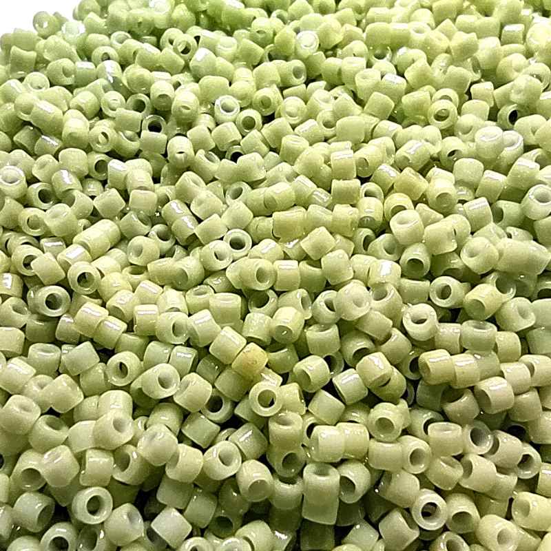 11/0 MIYUKI delica Duracoat Opaque Dyed Fennel 1gr. 2123 - - Crystaldreams Abalorios
