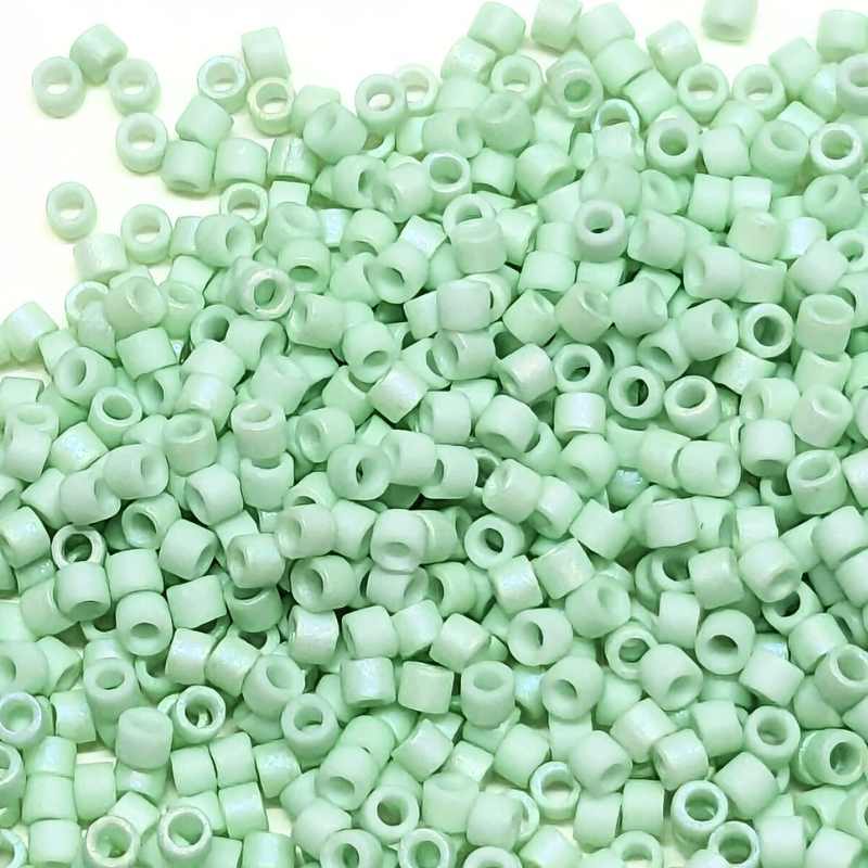 11/0 MIYUKI delica Matte Opaque Light Mint AB - 1gr. - DB1526 - - Crystaldreams Abalorios