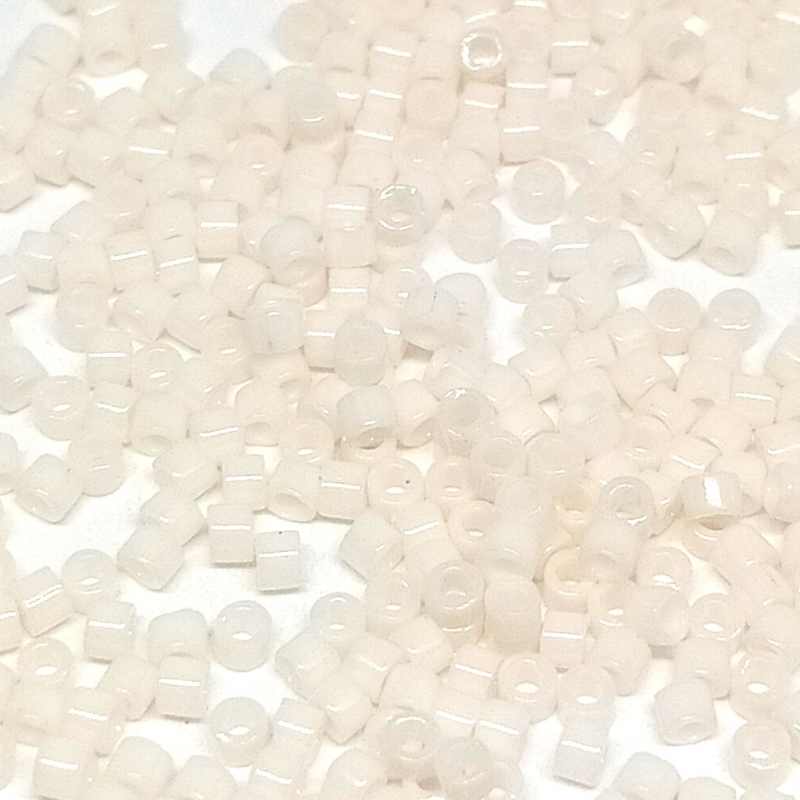 11/0 MIYUKI delica Opaque Bisque White - 1gr. - DB1490 - - Crystaldreams Abalorios