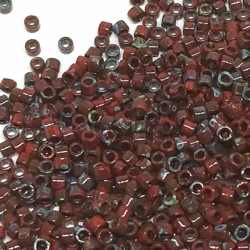 11/0 MIYUKI delica Opaque Picasso Red - 1gr. - DB2263 - - Crystaldreams Abalorios