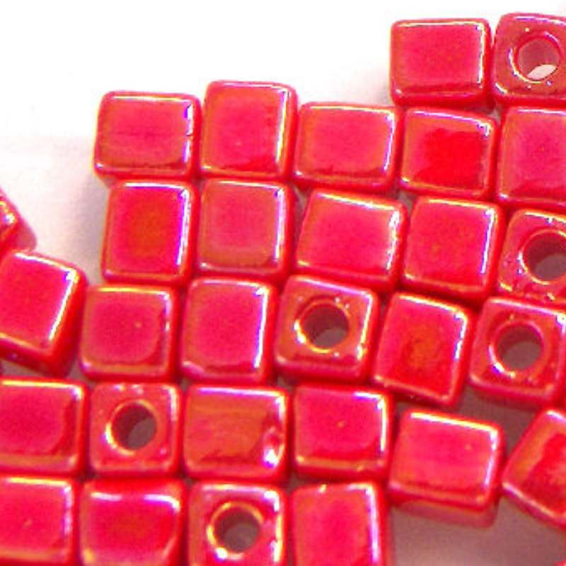 4mm Cubos MIYUKI - 5 gr. pack - Rainbow Opaque Red - - Crystaldreams Abalorios