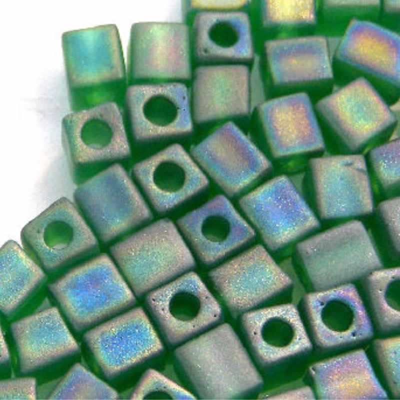 4mm Cubos MIYUKI 5 gr. pack Tran. Frosted Rainbow Green - - Crystaldreams Abalorios