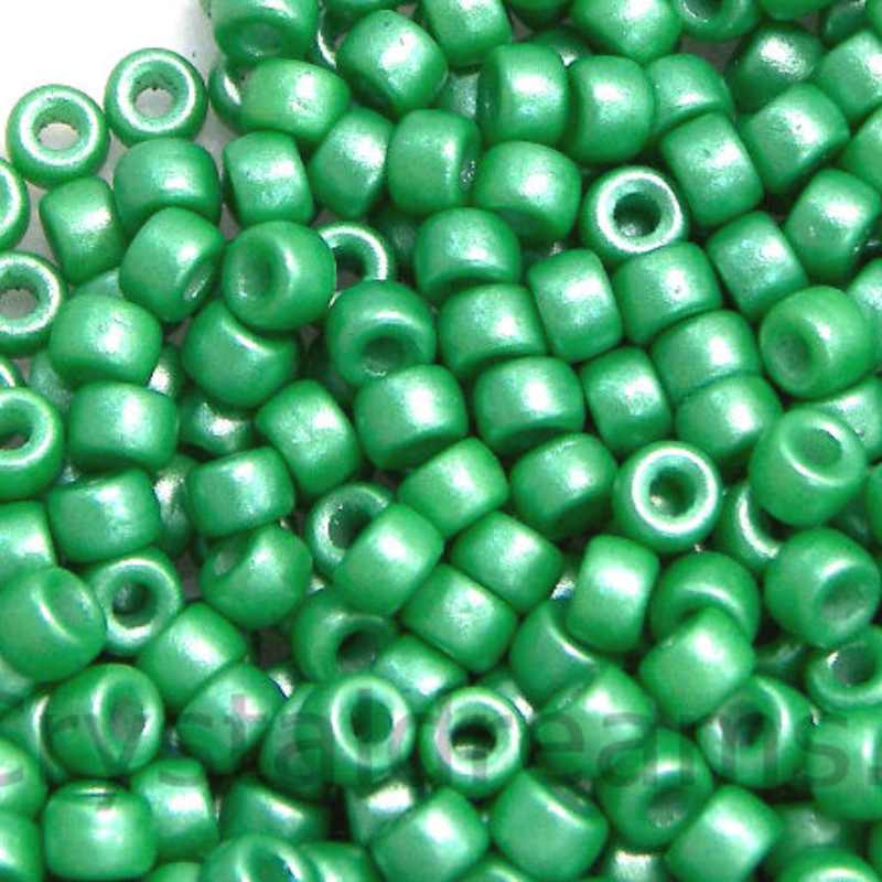 8/0 Matubo Beads - Pearl Shine Light Green - 5 gr. - - Crystaldreams Abalorios