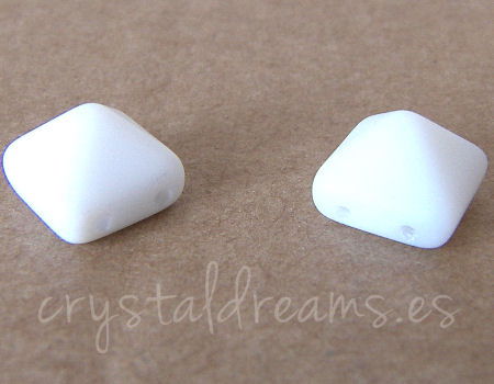 Beadstud Spike 11x11x8mm Agujero:1mm - Chalkwhite Mate - - Crystaldreams Abalorios