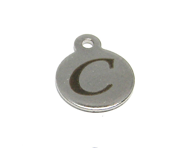 Colgante Letra de acero inox 304 10mm Agujero:1mm C - - Crystaldreams Abalorios