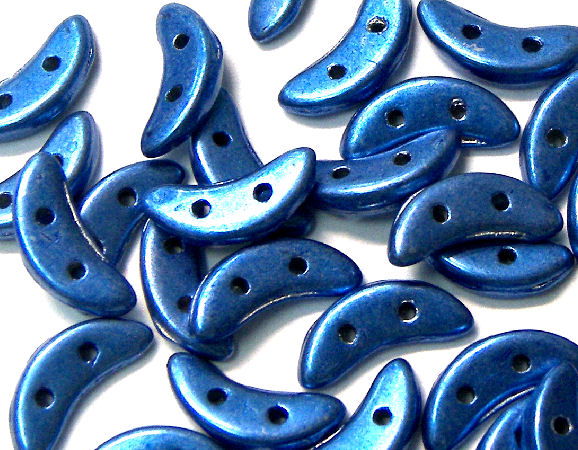 Crescent Beads 10x3mm 5gr. by Czechmates® Met. Little Boy Blue - - Crystaldreams Abalorios