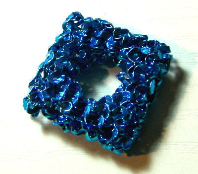 Cuenta de metal - mod. - Square - 26x26mm- Agujero: 8mm - - Crystaldreams Abalorios