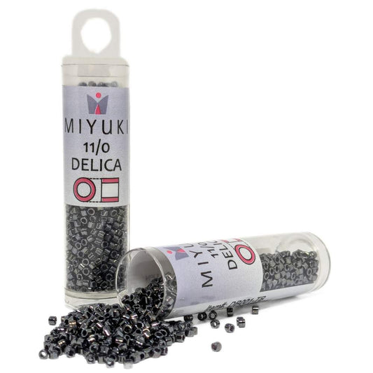 DB0001 Tubo Miyuki Delica 11/0 Gunmetal 7,2gr. -