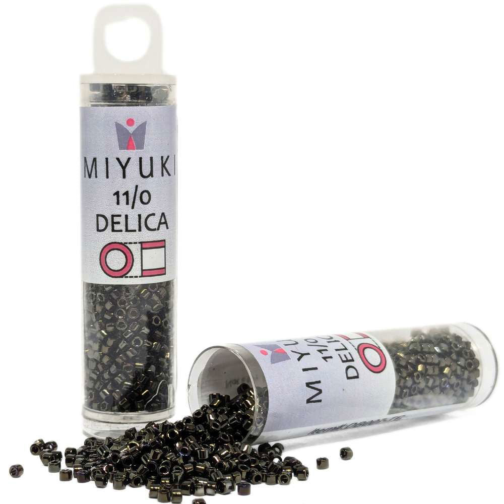 DB0007 Tubo Miyuki Delica 11/0 Brown Iris 7,2gr - DB0007 Tubo Miyuki Delica 11/0 Brown Iris 7,2gr - Miyukilandia