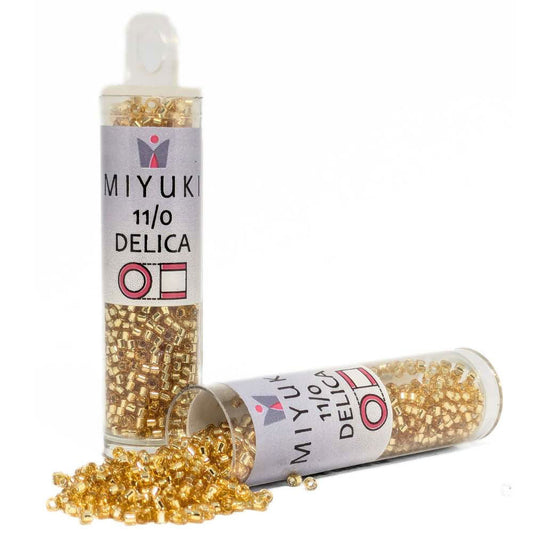 DB0042 Tubo Miyuki Delica 11/0 Silver Lined Gold 7,2gr - DB0042 Tubo Miyuki Delica 11/0 Silver Lined Gold 7,2gr - Miyukilandia