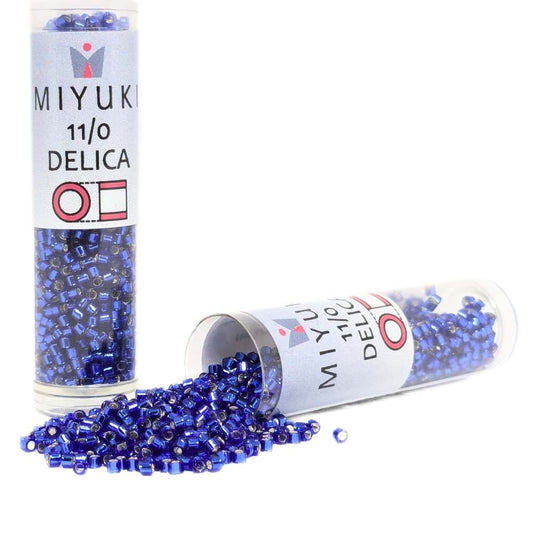 DB0047 Tubo Miyuki Delica 11/0 Silver Lined Cobalt 7,2gr -