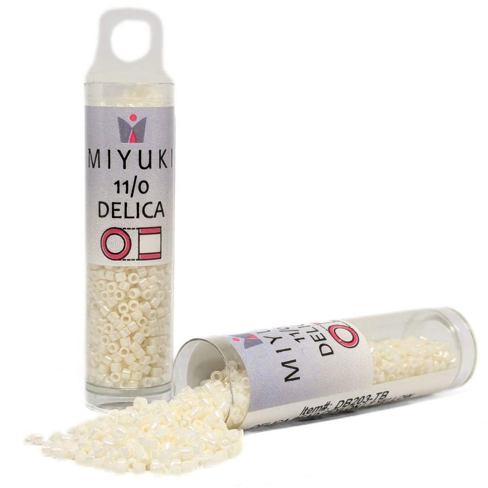 DB0203 Tubo Miyuki Delica 11/0 Ceylon Light Yellow 7,2gr -