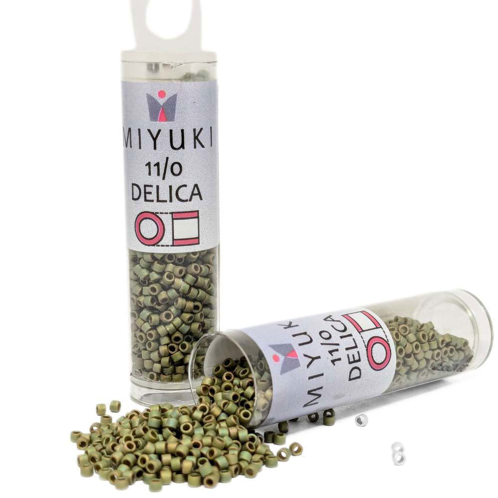 DB0372 Tubo Miyuki Delica 11/0 Matte Metallic Light Yellow Green 7,2gr - DB0372 Tubo Miyuki Delica 11/0 Matte Metallic Light Yellow Green 7,2gr - Miyukilandia
