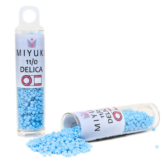 DB0725 Tubo Miyuki Delica 11/0 Opaque Turquoise 7,2gr. -