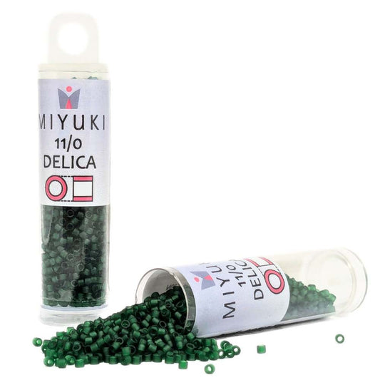 DB0767 Tubo Miyuki Delica 11/0 Matte Forest Green 7,2gr. -