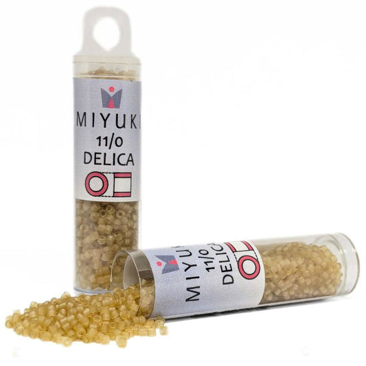DB0771 Tubo Miyuki Delica 11/0 Matte Transparent Pale Yellow 7,2gr - DB0771 Tubo Miyuki Delica 11/0 Matte Transparent Pale Yellow 7,2gr - Miyukilandia