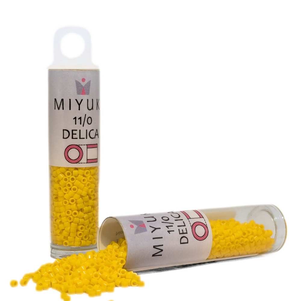 DB1132 Tubo Miyuki Delica 11/0 Opaque Canary 7,2gr. -
