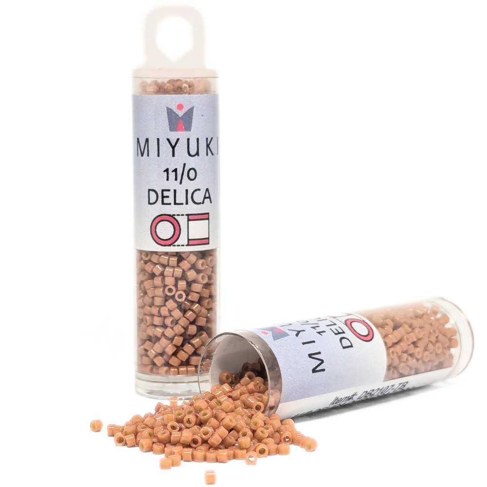 DB2107 Tubo Miyuki Delica 11/0 Duracoat Opaque Cedar 7,2gr. -