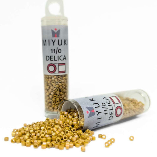 DB2303 Tubo Miyuki Delica 11/0 Frost Opaque Glaze Rainbow Pistacho 7,2gr - DB2303 Tubo Miyuki Delica 11/0 Frost Opaque Glaze Rainbow Pistacho 7,2gr - Miyukilandia