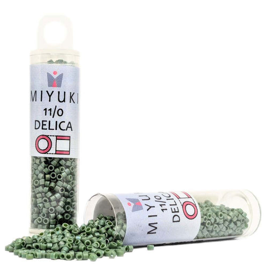 DB2312 Tubo Miyuki Delica 11/0 Frost Opaque Glaze Rainbow Shamrock 7,2gr. - DB2312 Tubo Miyuki Delica 11/0 Frost Opaque Glaze Rainbow Shamrock 7,2gr. - Miyukilandia