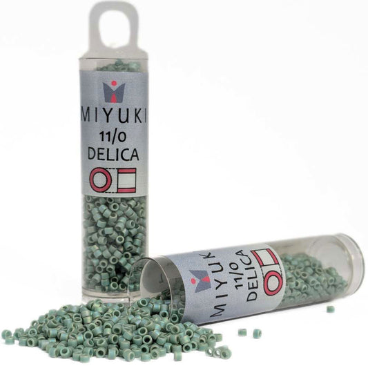 DB2313 Tubo Miyuki Delica 11/0 Frosted Opaque Glaze Celadon 7,2gr - DB2313 Tubo Miyuki Delica 11/0 Frosted Opaque Glaze Celadon 7,2gr - Miyukilandia