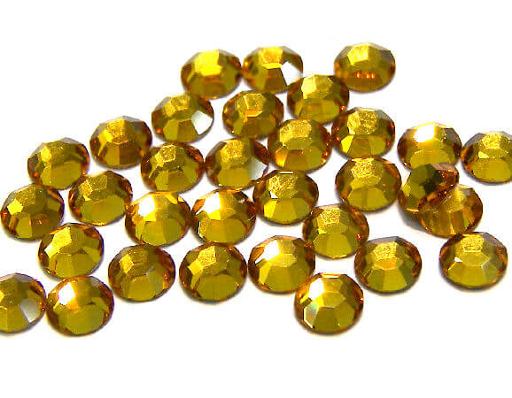 MC CHATON MAXIMA ROSE SS16 - 50 pcs. - Color: TOPAZ - - Crystaldreams Abalorios