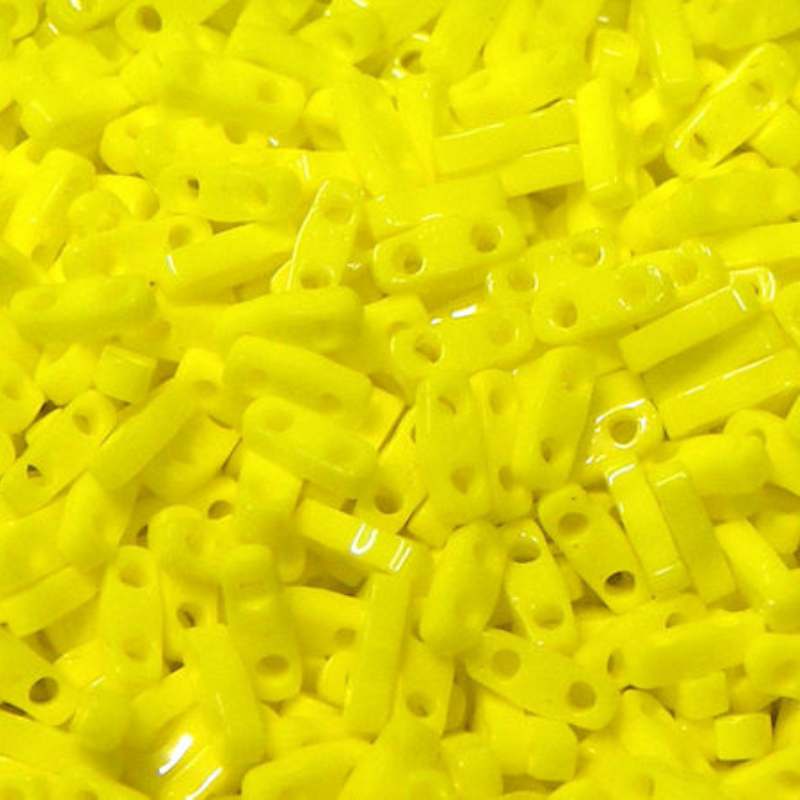 Miyuki Quarter-Tila - 5x1,2x1,9mm - 1 gr. - Opaque Yellow - - Crystaldreams Abalorios