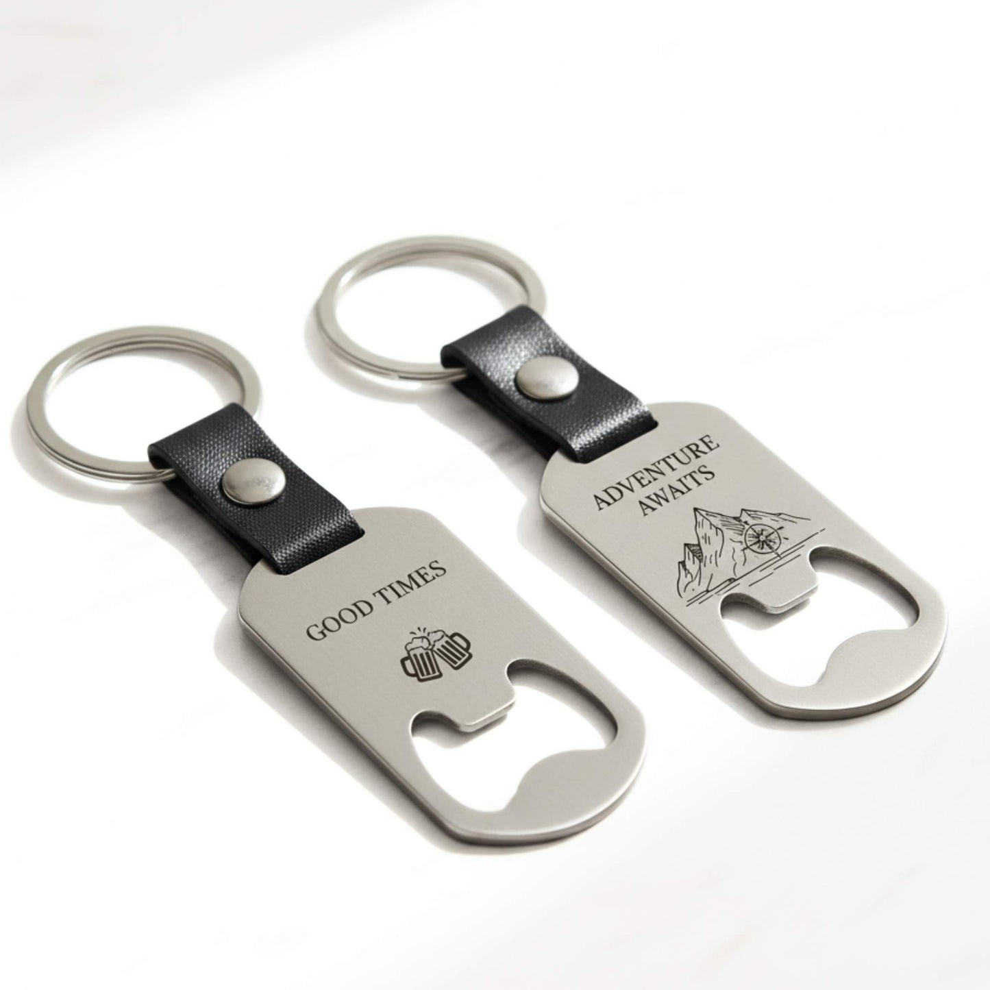 Porta-chaves abre-cápsulas personalizável em pele PU preta com argola de metal 55x30 mm