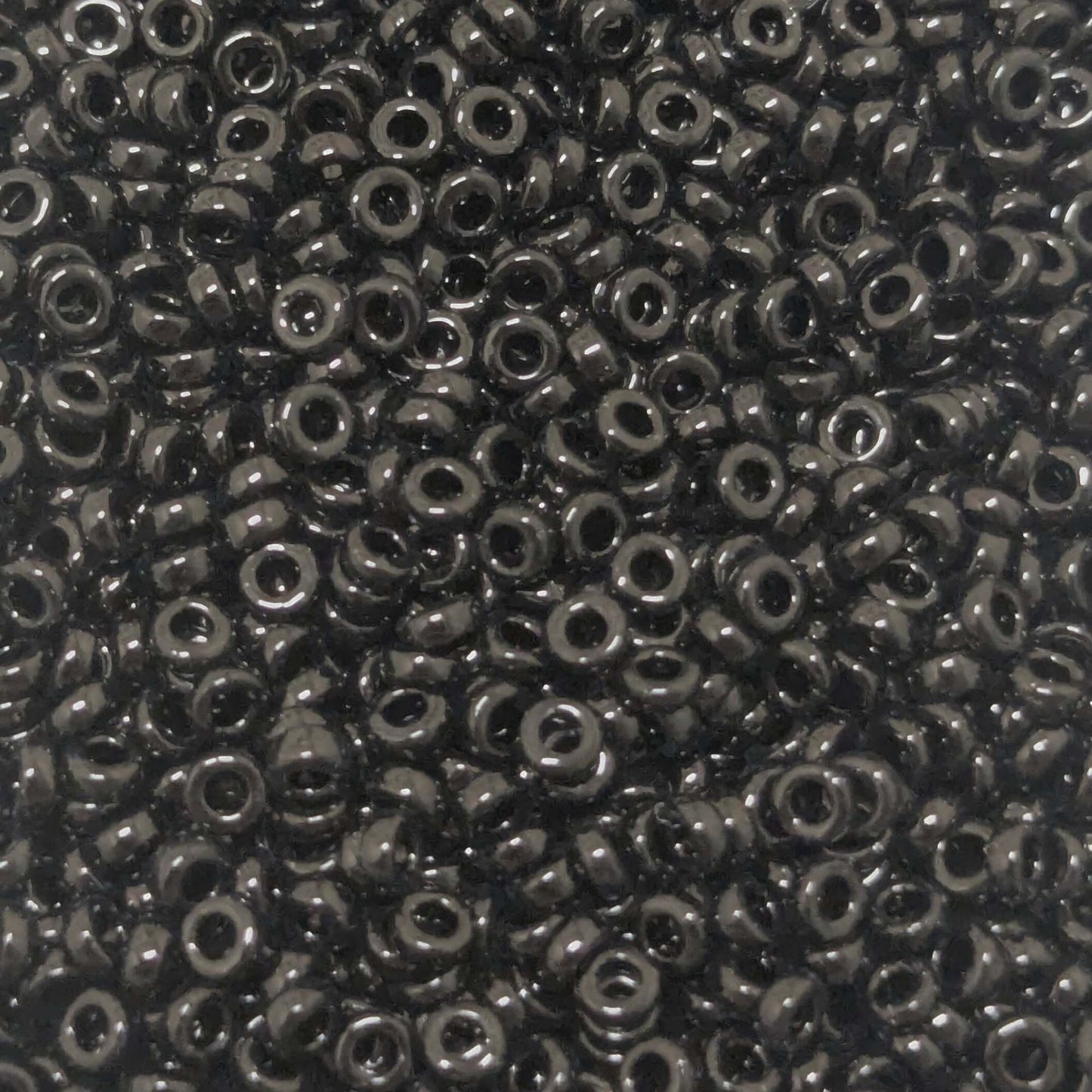 Espaçadores Miyuki 2,2 mm x 1,3 mm Preto - Cor 401