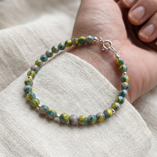 Pulsera con cuentas facetadas de 4 mm Funny Spring