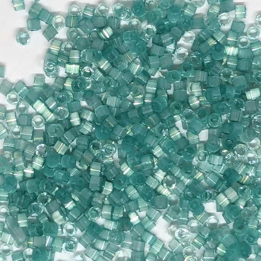 11/0 MIYUKI delica - Dyed Lt Aqua Green Silk Satin 1gr. - DB1812 -  - Crystaldreams Abalorios