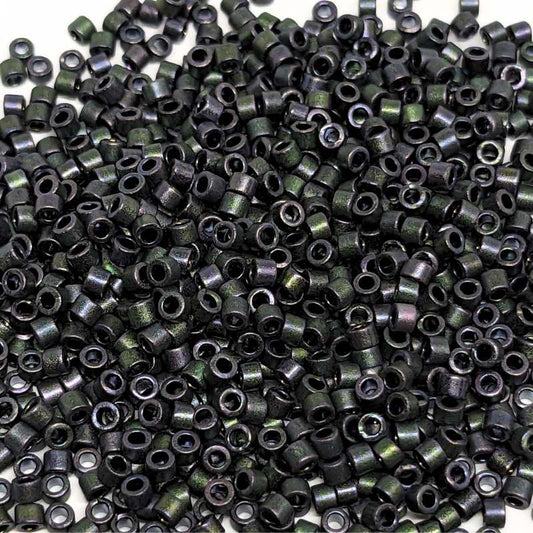 11/0 MIYUKI delica - Metallic Mate Emerald Gold - 1gr. -  - Crystaldreams Abalorios