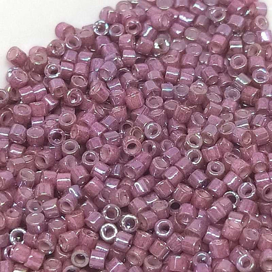 11/0 MIYUKI delica - Metallic Raspberry Gold Iris - 1gr. -  - Crystaldreams Abalorios