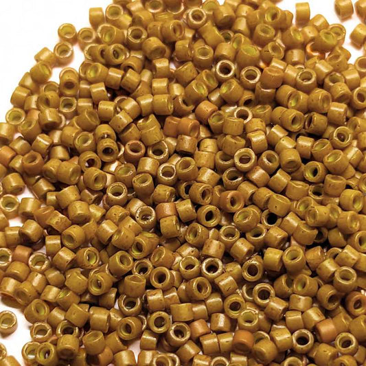 11/0 MIYUKI delica  - Opaque Dyed Pumpkin 1gr. - DB653 -  - Crystaldreams Abalorios