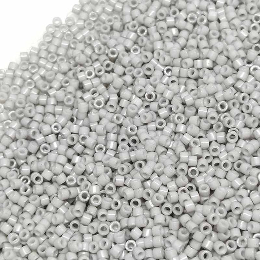 11/0 MIYUKI delica - Opaque Light Smoke - 1gr. -  - Crystaldreams Abalorios