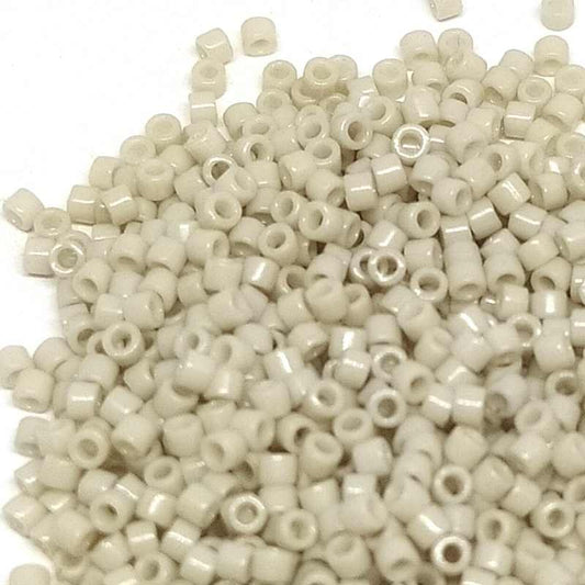 11/0 MIYUKI delica - Opaque Linen Luster - 1gr. - DB261 -  - Crystaldreams Abalorios