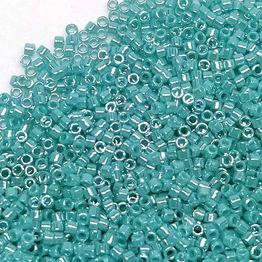 11/0 MIYUKI delica - Opaque Sea Opal Luster 1gr. - DB1567 -  - Crystaldreams Abalorios