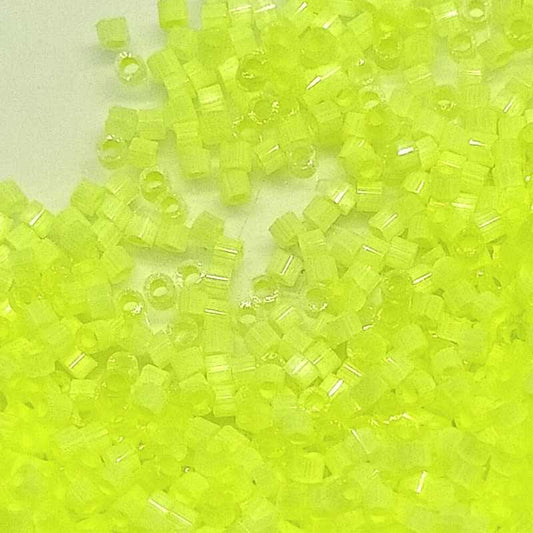 11/0 MIYUKI delica  - Silk Inside Yellow Neon DB1857 1 gr. -  - Crystaldreams Abalorios